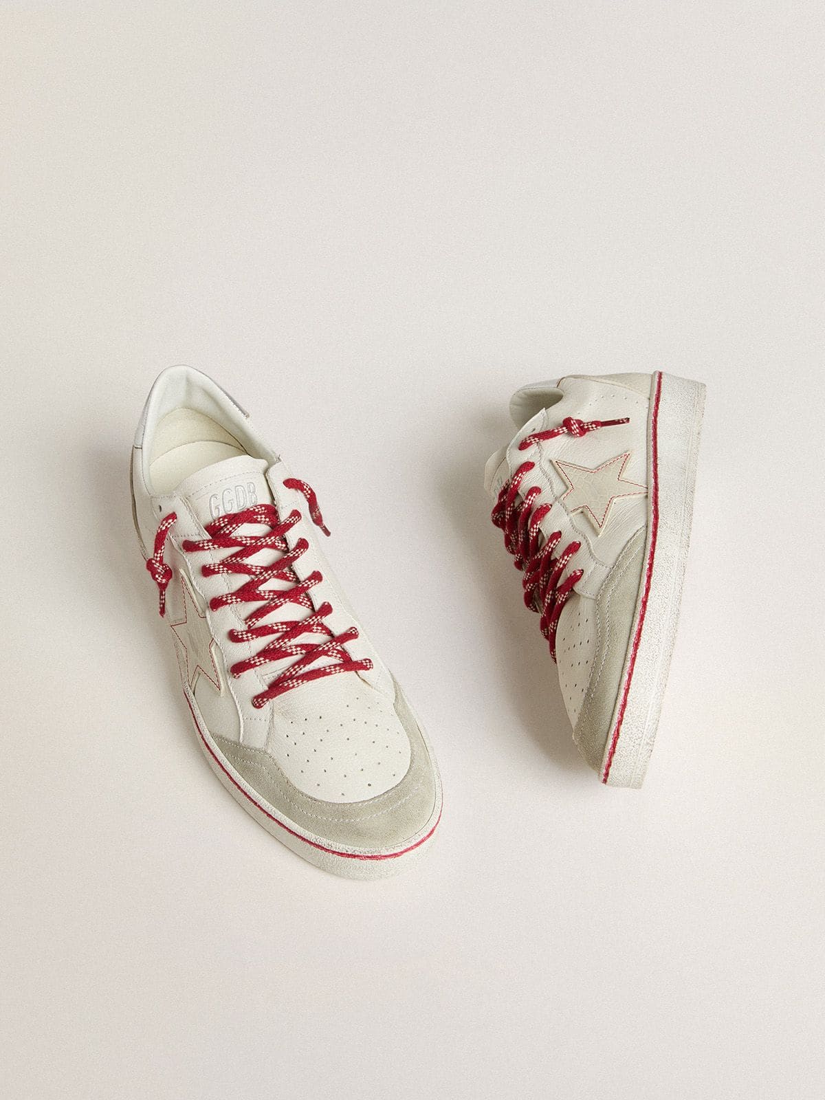 Golden Goose Women’s Ball Star LTD LNY in white leather with a lived-in effect