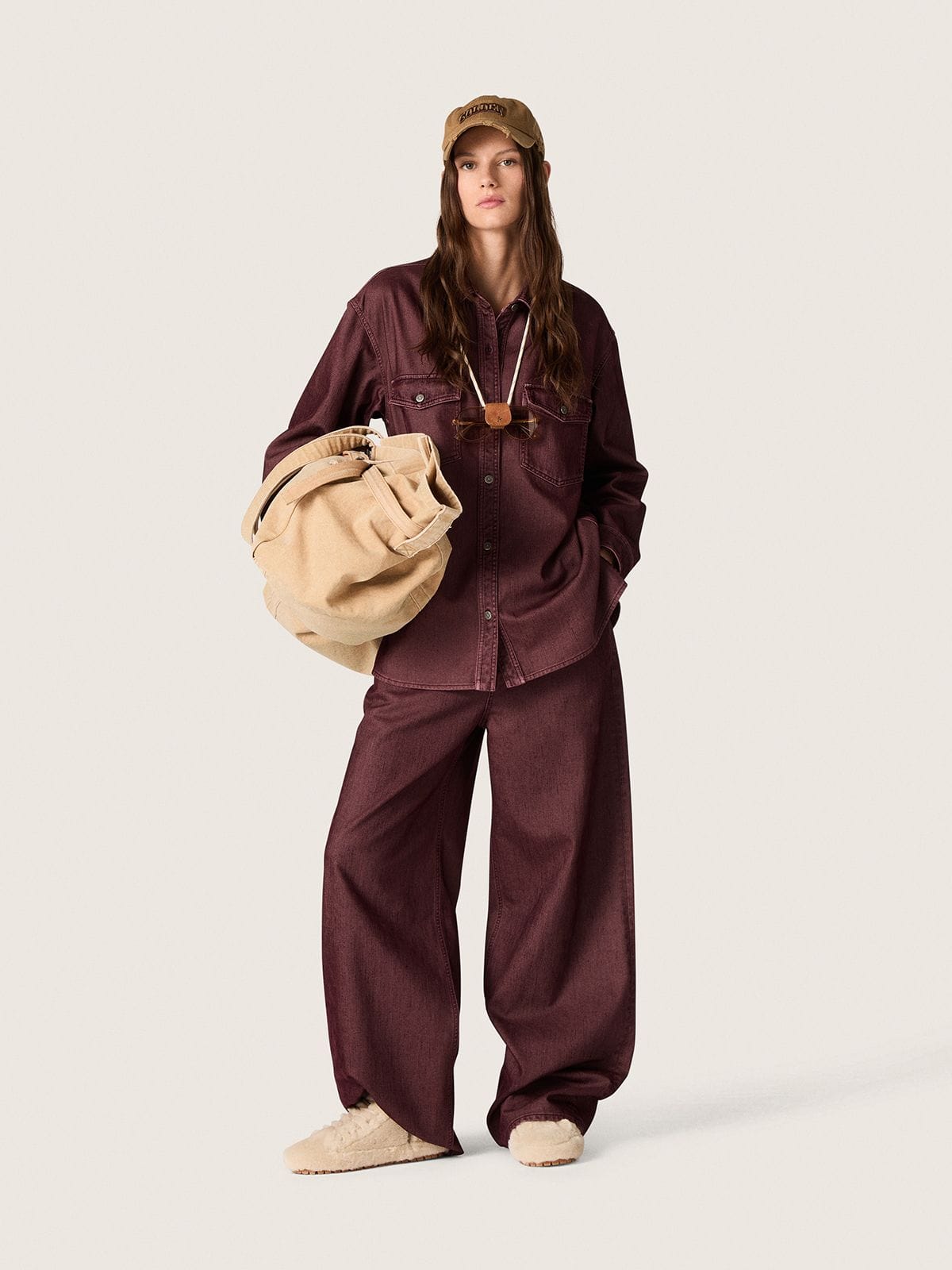 Golden Goose Women's jeans in burgundy denim