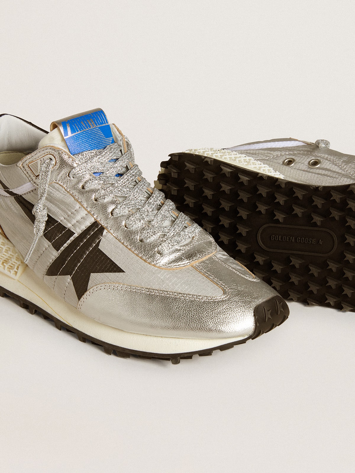 Golden Goose Men’s Marathon with silver ripstop nylon upper and black star