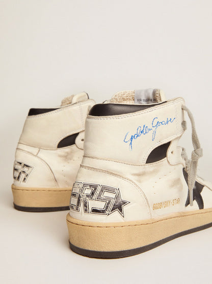 Golden Goose Sky-Star in white leather with black leather star