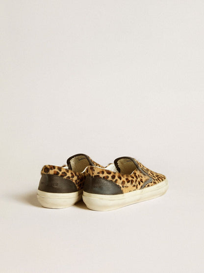 Golden Goose Men's VCE Penstar in leopard-print pony skin with black leather heel tab