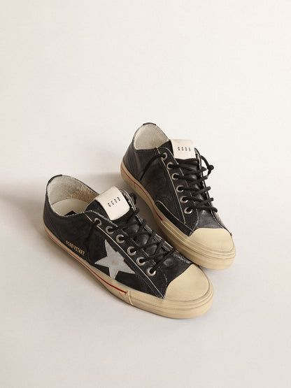Golden Goose V-Star  in blue leather with silver metallic leather star
