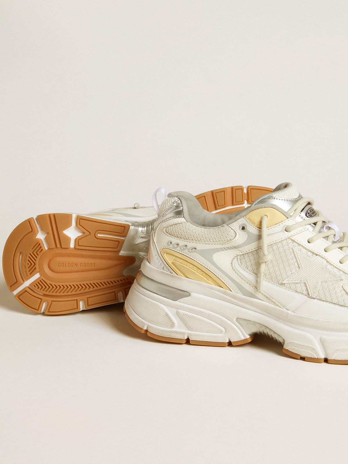 Golden Goose Men’s Lightstar in white leather and mesh with worn-white star