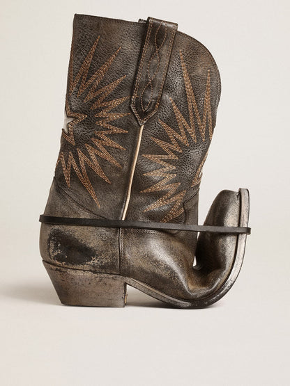 Golden Goose Men's low Wish Star boots in black leather with silver star