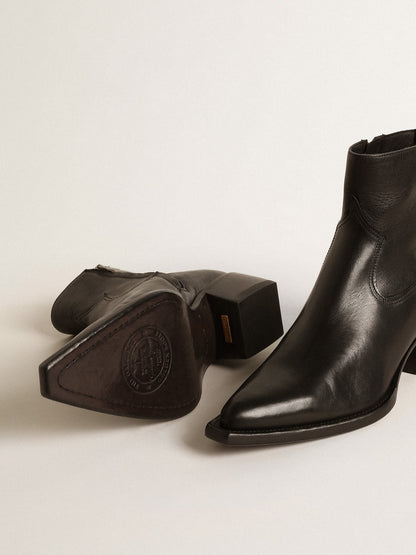 Golden Goose Men’s low Debbie boots in black leather