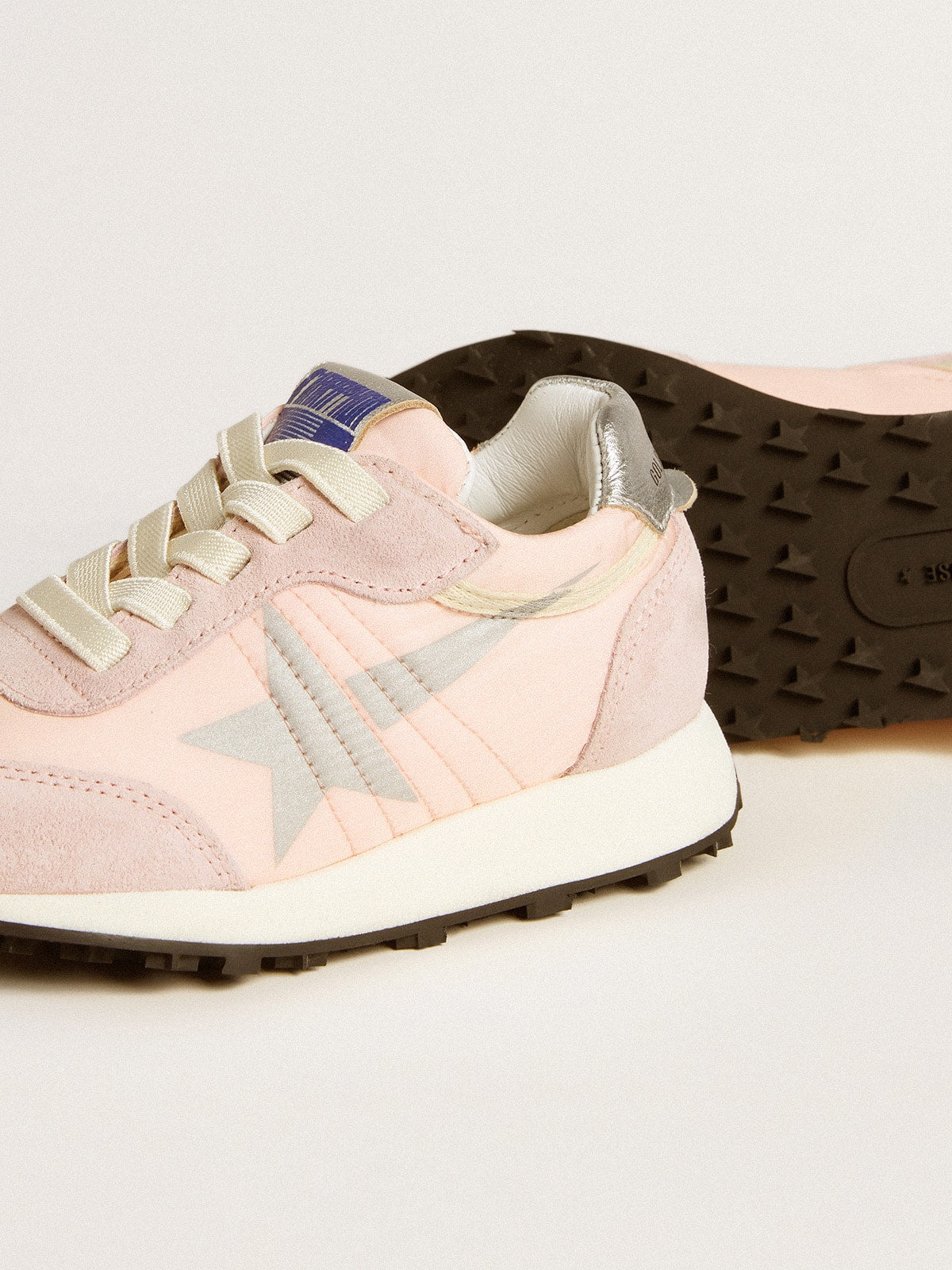 Golden Goose Marathon Junior in pink nylon with printed star and leather heel tab