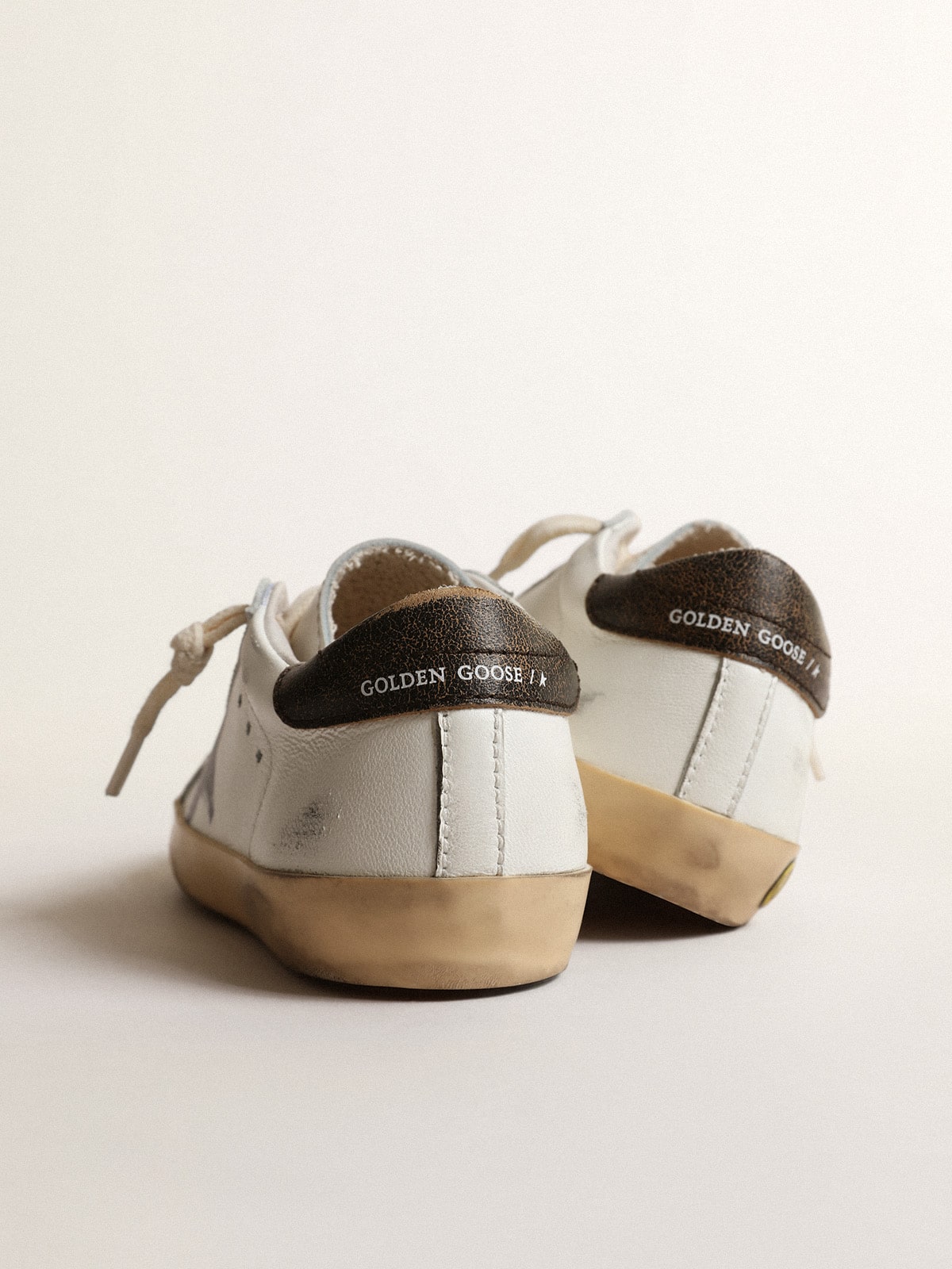 Golden Goose Super-Star Junior in nappa with a printed star and black heel tab