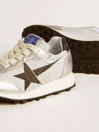 Golden Goose Marathon Young in silver nylon with black star and leather heel tab