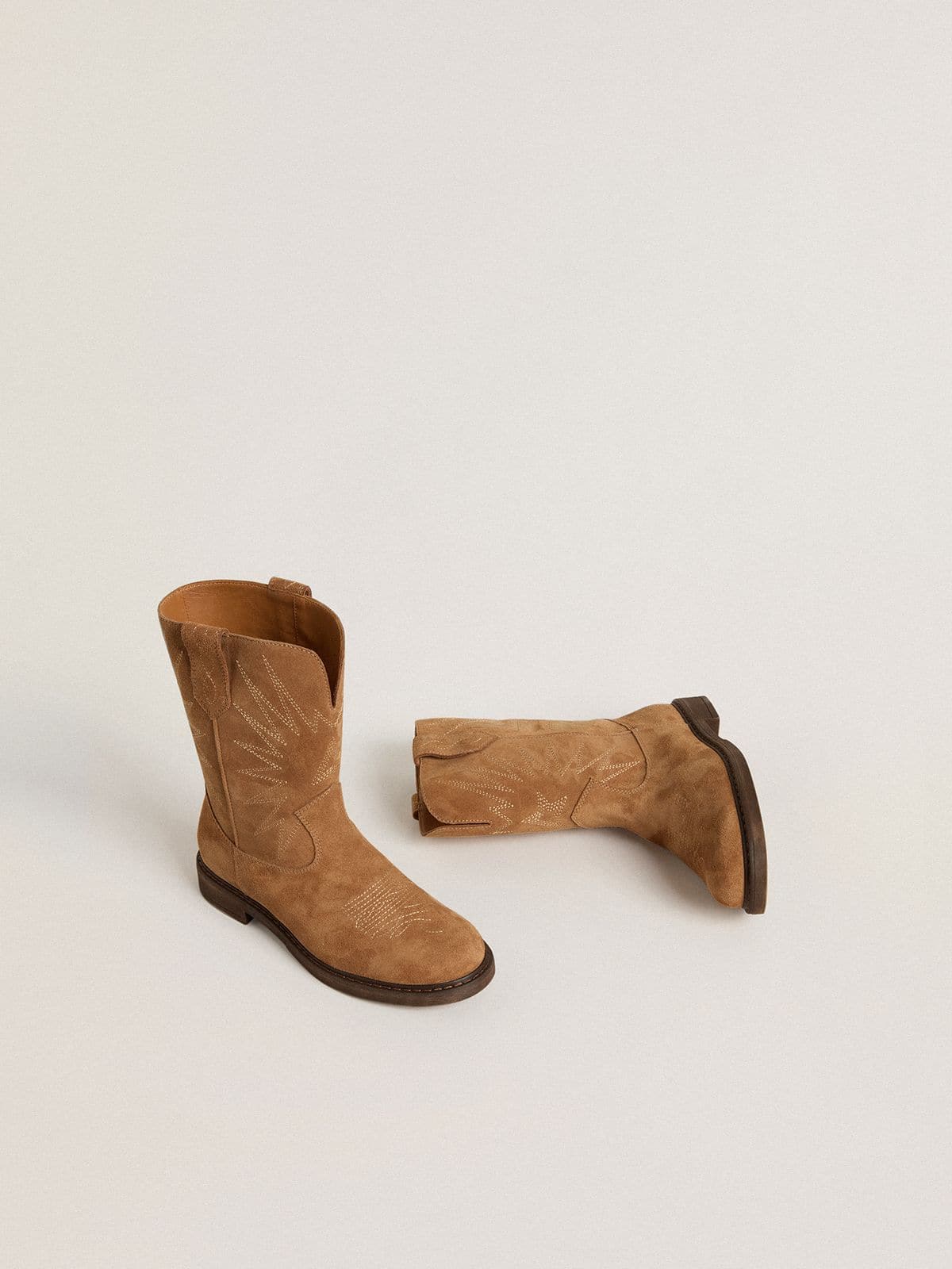 Golden Goose Wish Junior boots in camel suede with star embroidery