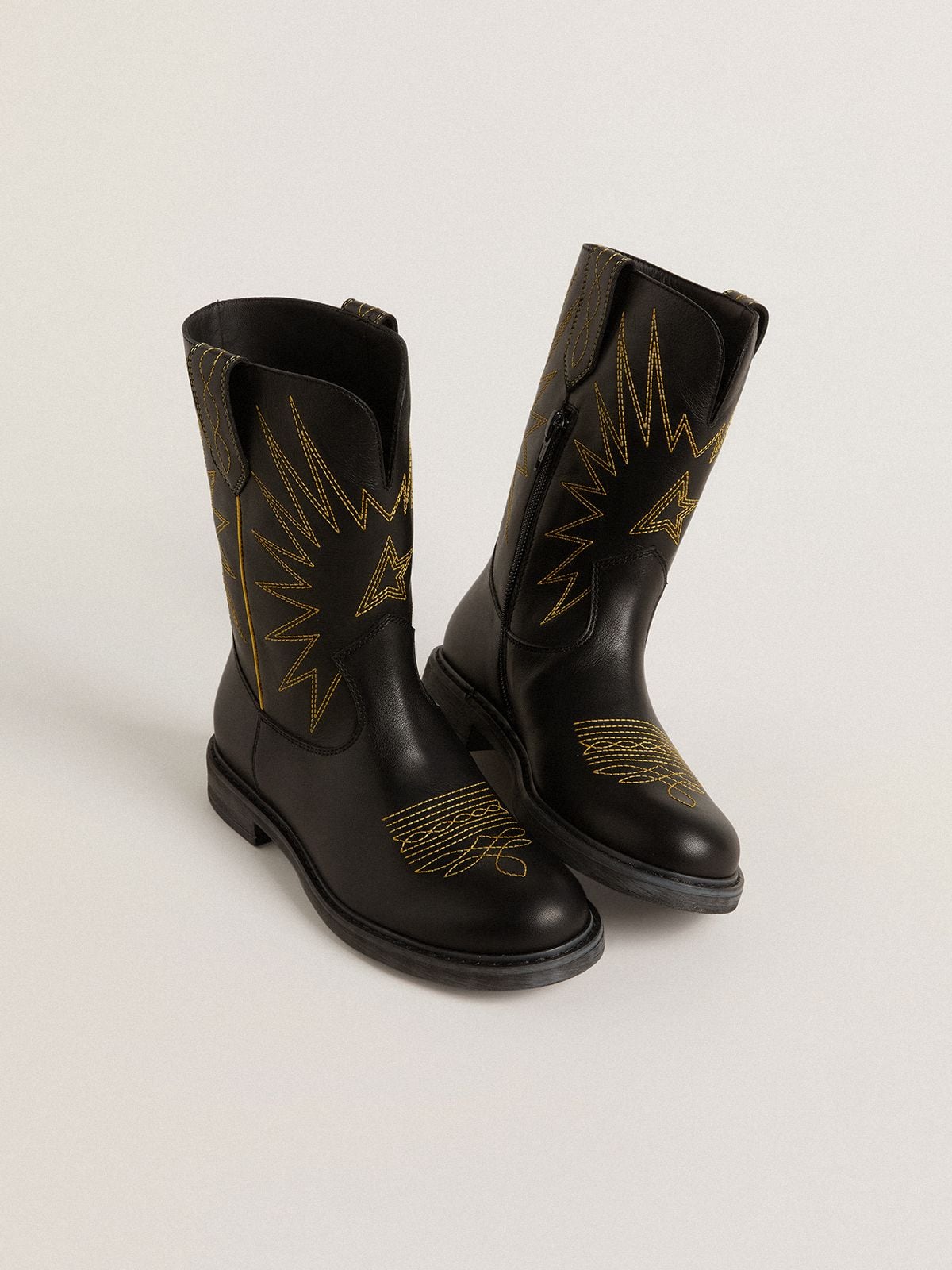 Golden Goose Wish Junior boots in black leather with yellow star embroidery
