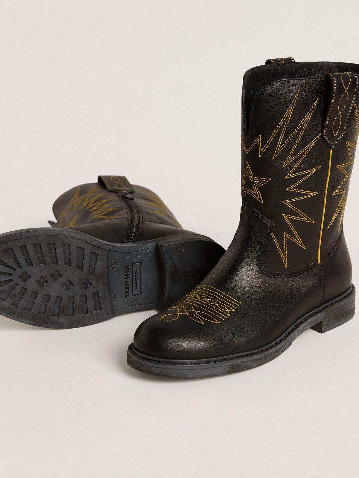 Golden Goose Wish Junior boots in black leather with yellow star embroidery