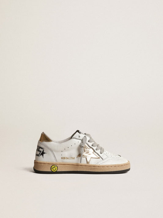 Golden Goose Ball Star Young with gold metallic leather star and heel tab