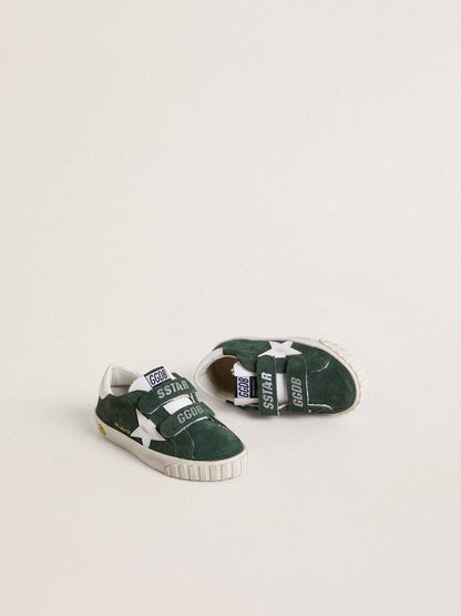 Golden Goose Old School Junior in green suede with white leather star and heel tab